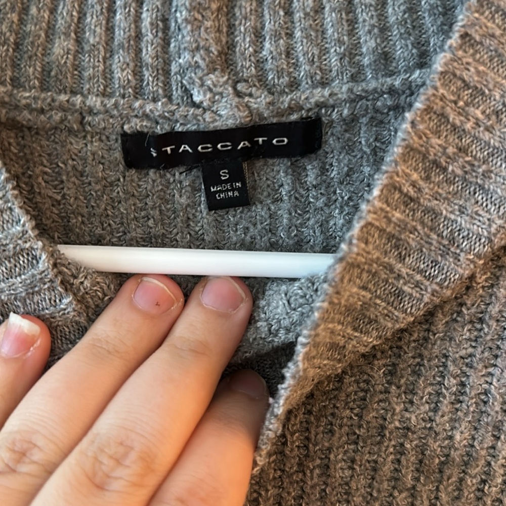 Colorblock Sweater - Picture 3 of 3